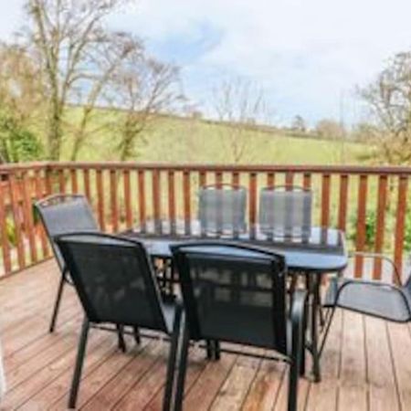 3 Bedroom Lodge With Hot Tub On Lovely Quiet Holiday Park In Cornwall Gunnislake 外观 照片