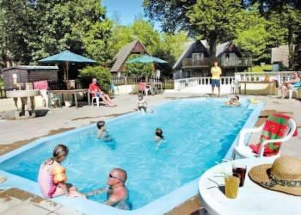 3 Bedroom Lodge With Hot Tub On Lovely Quiet Holiday Park In Cornwall Gunnislake 外观 照片